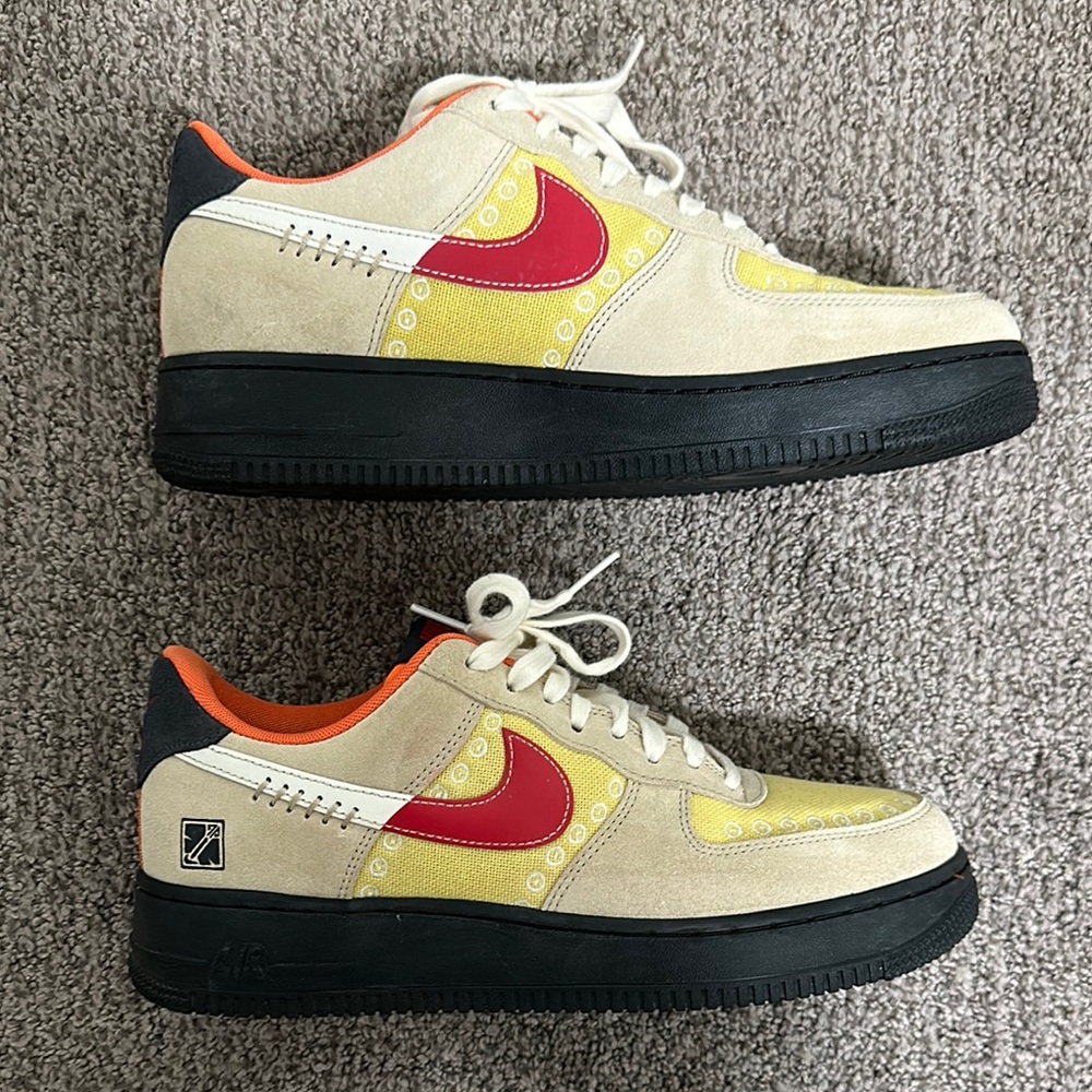 Nike Air Force 1 “Somos Familia”